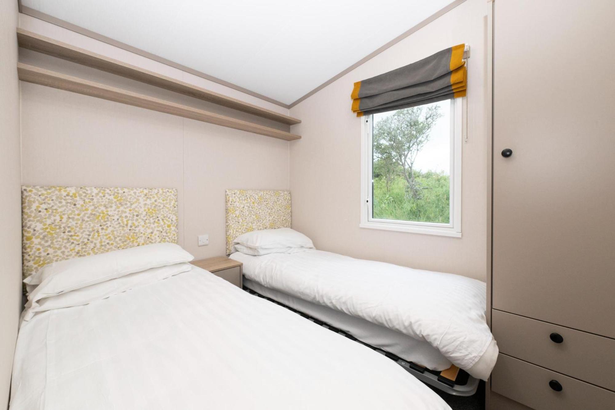 Tencreek Holiday Park Лу Екстериор снимка